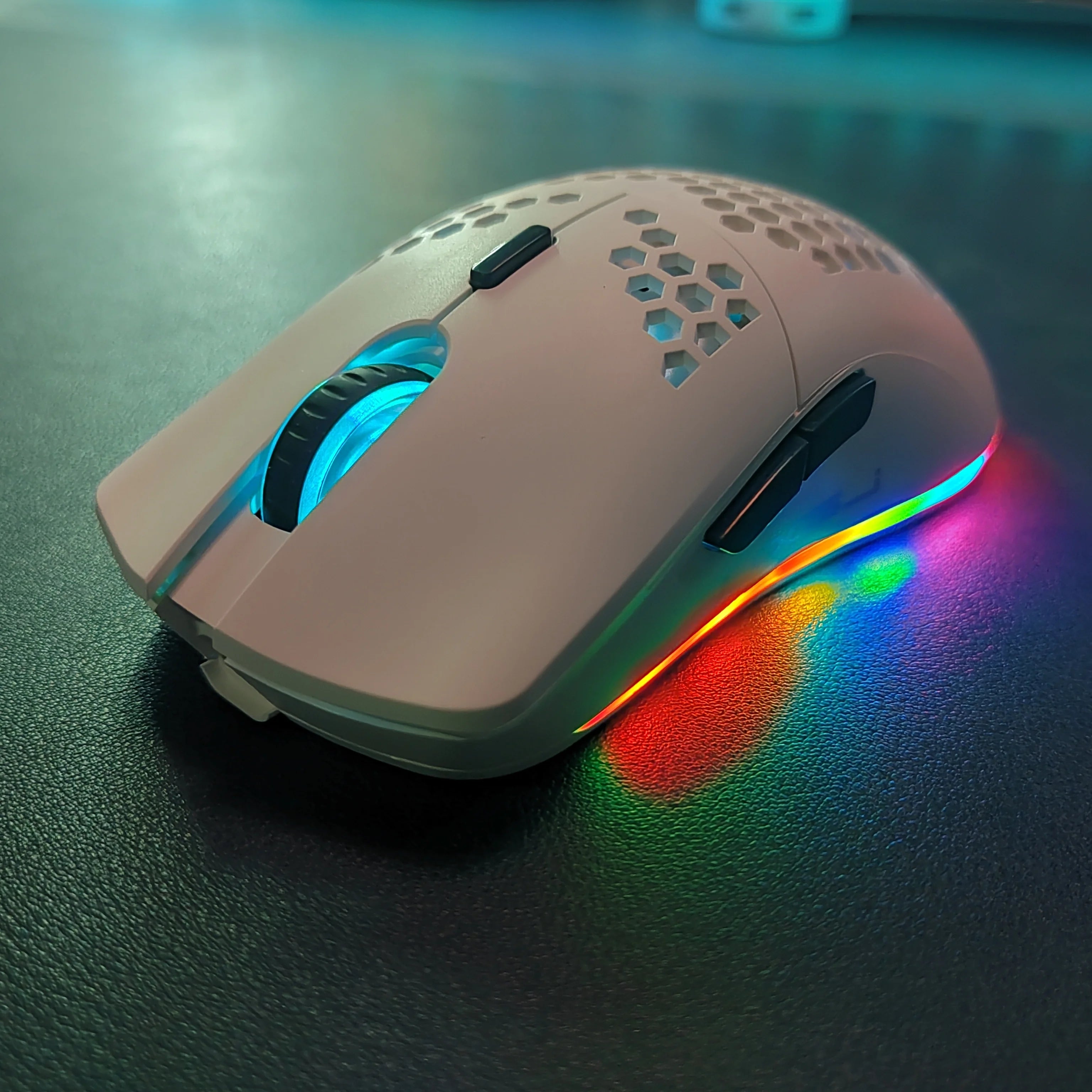 2.4G Wireless Charge Mouse RGB Luminous Ultralight Honeycomb Mo...